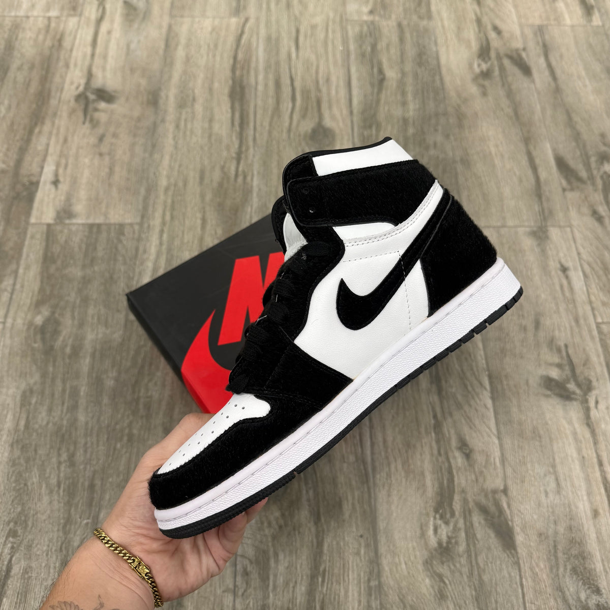 Jordan 1 Retro “Twist”
