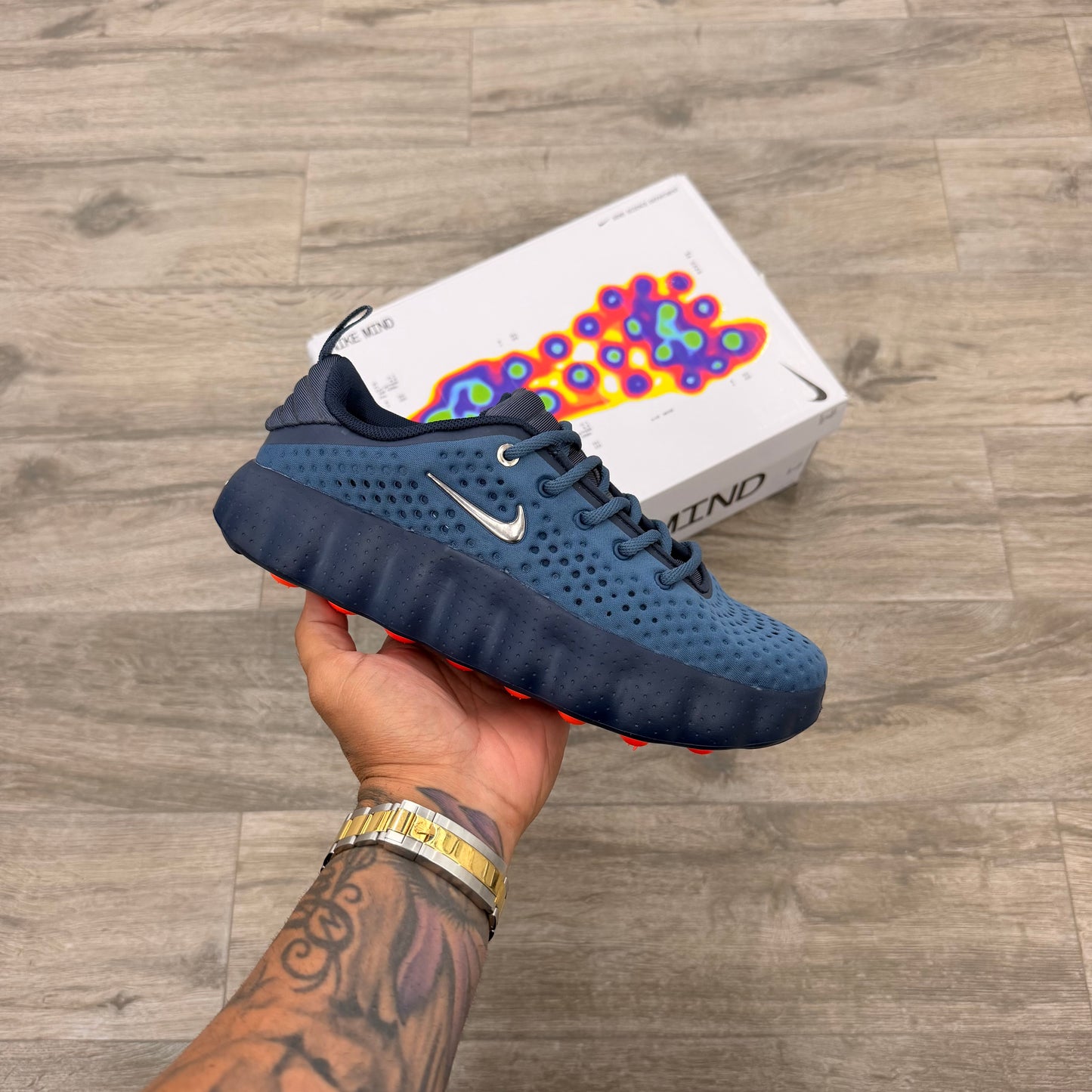 Nike Mind 002 “Trunder Blue Crimson”