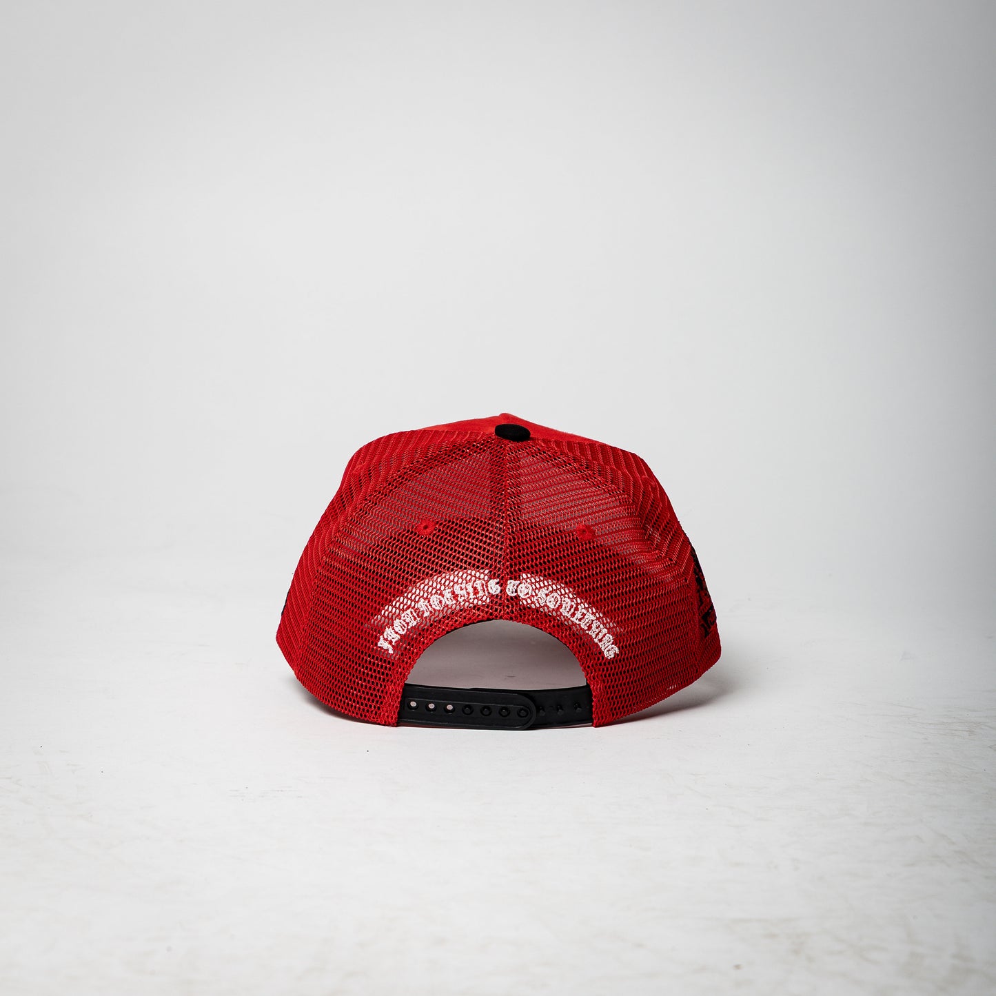 777 Trucket Hat [red/black]