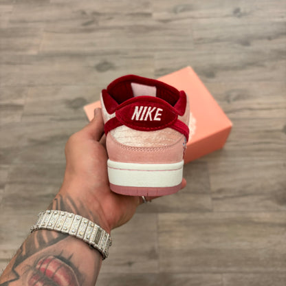 Nike SB Dunk Low StrangeLove