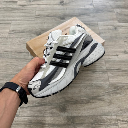 Adistar Jellyfish Pharell Williams Solid Grey Black