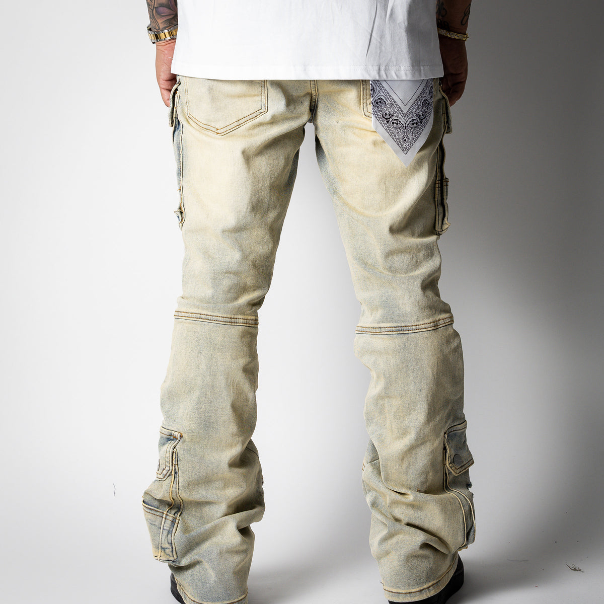 First Row Flares Jean [L.Stone Tint]