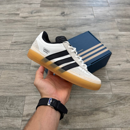 Bad Bunny Gazelle Indoor
