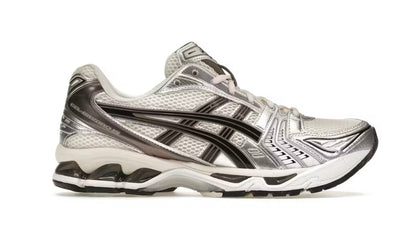 Asics Gel-Kayano 14 crema, negro, ciruela metalizado